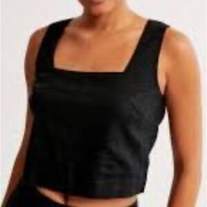 ABERCROMBIE & FITCH SQUARE NECK TANK BLACK - S